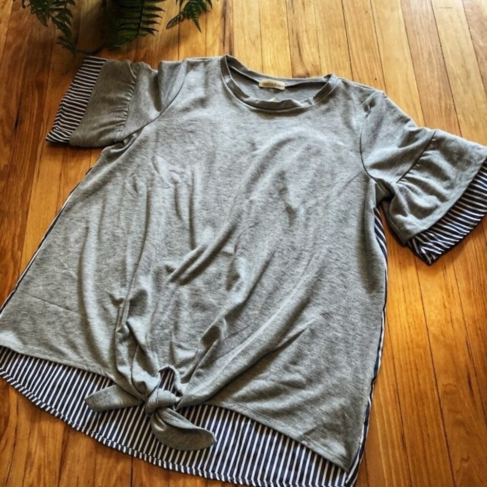 NWT Flirty Blouse - Picture 2 of 3